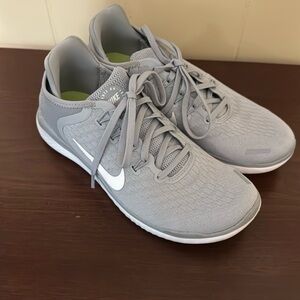 Nike Free RN 2018
Women's Running Shoes